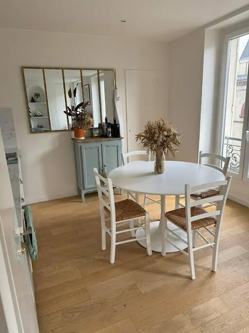 Apartment Beau 2 Pieces Central Paris